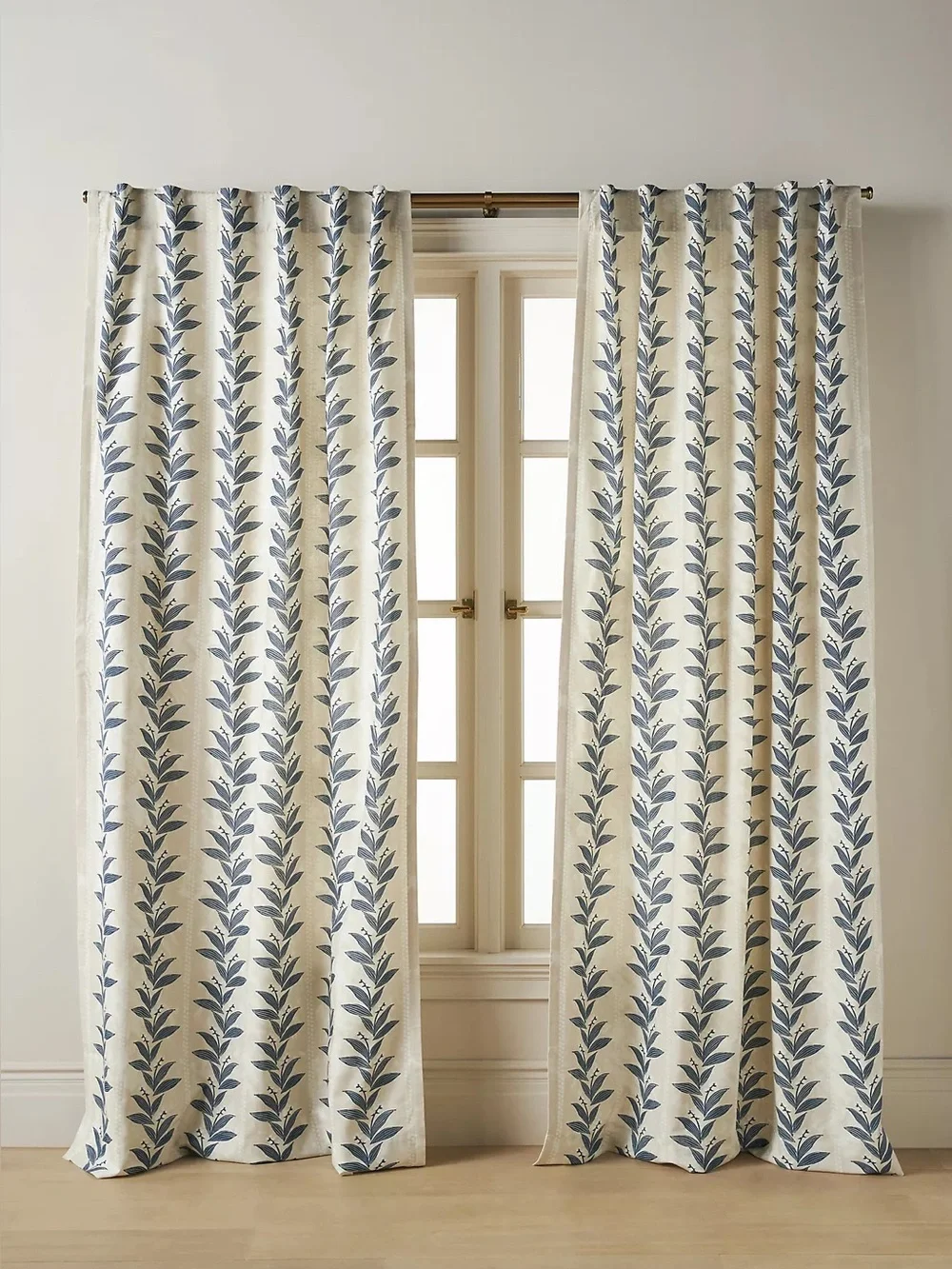 Anthropologie Calista Screen-Printed Floral Curtain